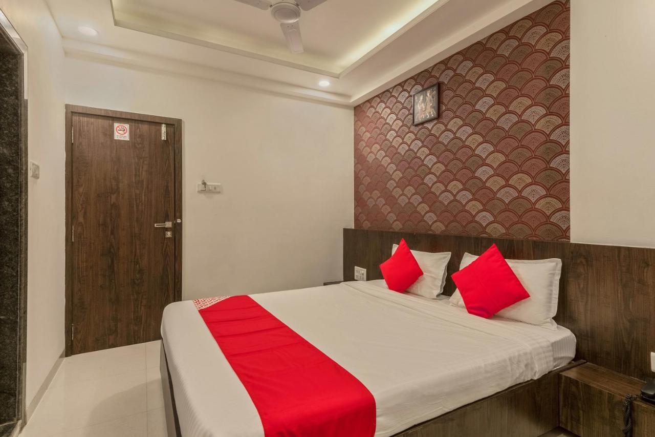 Oyo Flagship 19196 Shree Sai Niladri Residency Shirdi Exterior foto